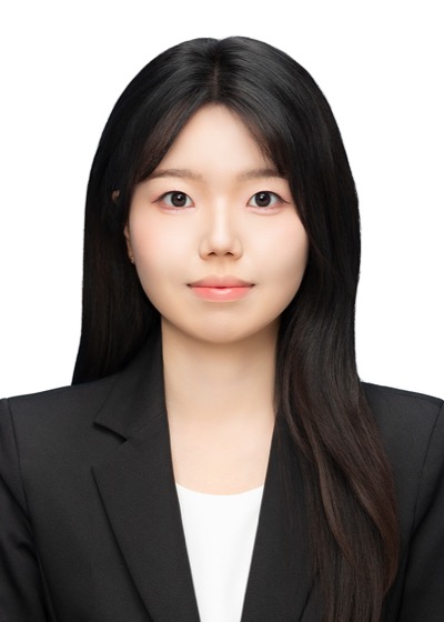 신다현 증명사진